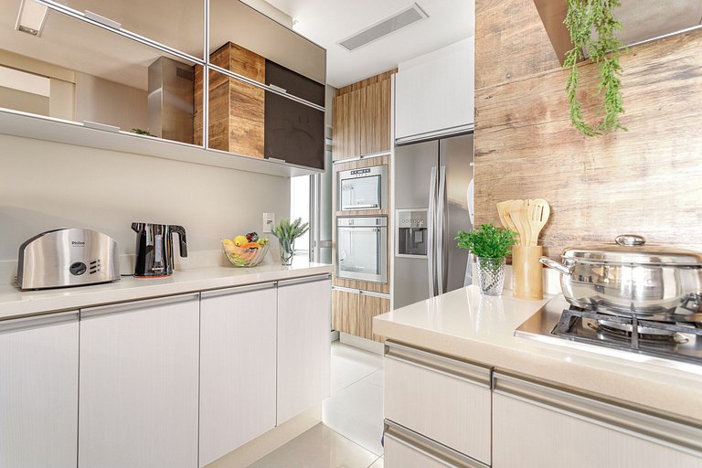 Apartamento de Luxo com Piscina no Centro