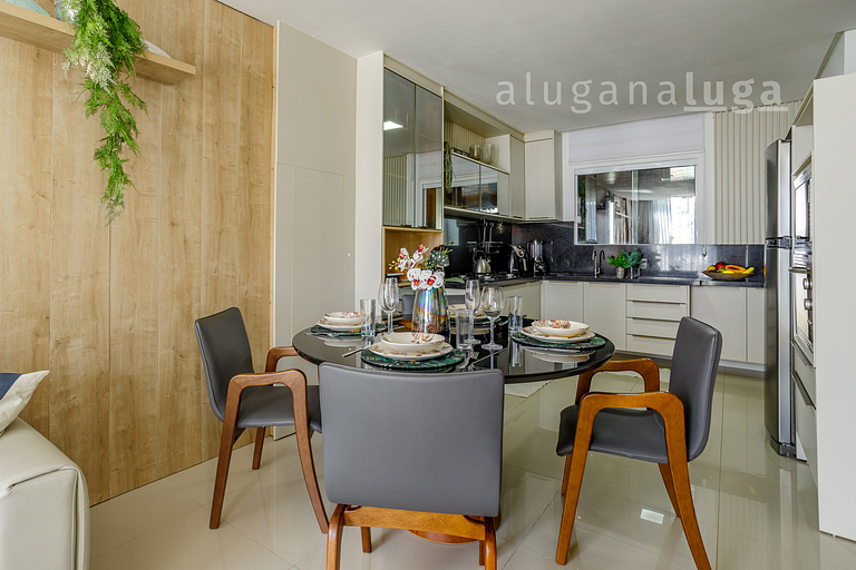 Luxury Retreat – Pool & Jacuzzi