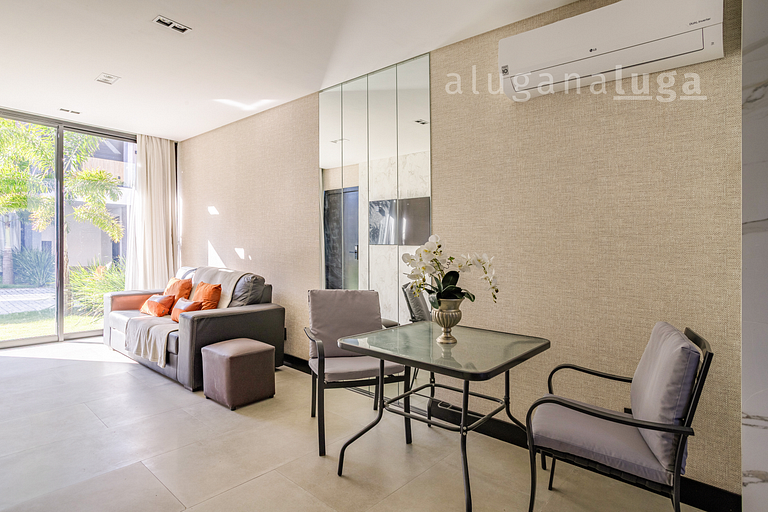 Casa Spa de Lujo – Piscina y Jacuzzi