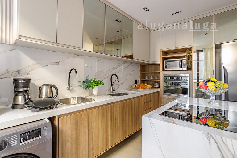 Casa Spa de Lujo – Piscina y Jacuzzi