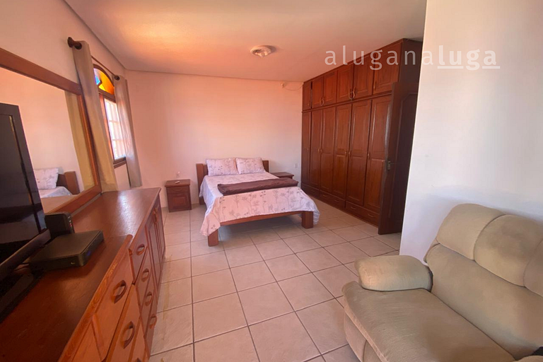 Casa Espaçosa com Vista para o Mar