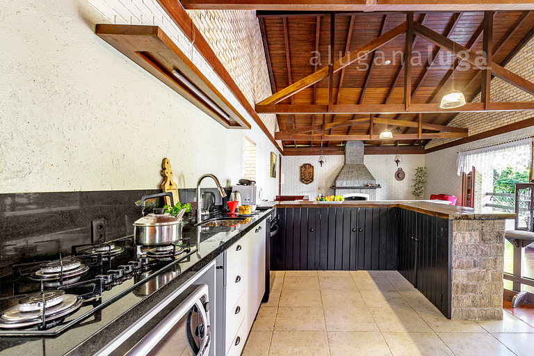 Casa Merlot avec Cheminée, Terrain et Vue sur le