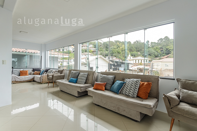 Casa ampla a 400m da praia – Conforto e lazer