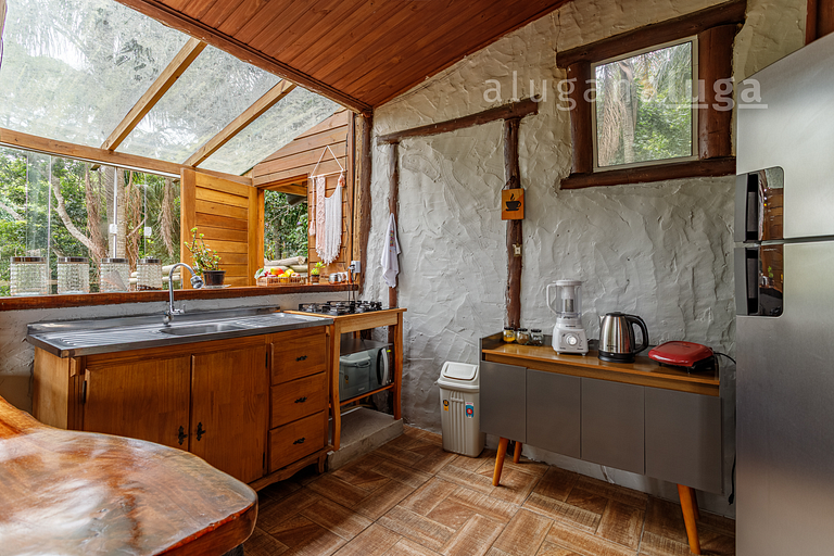 Panoramic Refuge at the Glass House