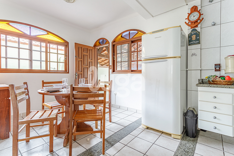 Casa Espaçosa com Vista para o Mar