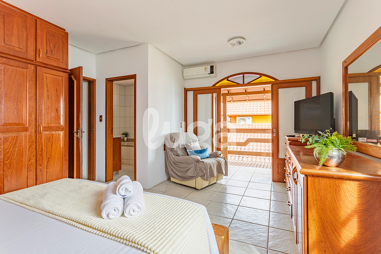 Casa Espaçosa com Vista para o Mar