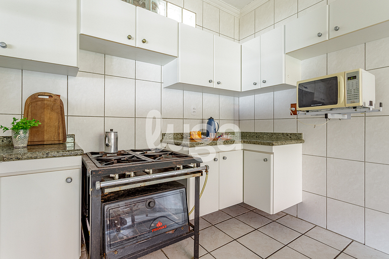 Spacious House with Sea View