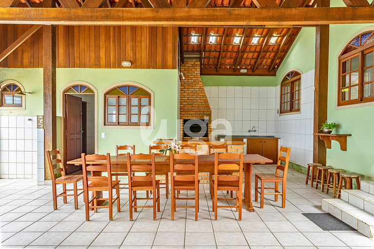 Casa Espaçosa com Vista para o Mar
