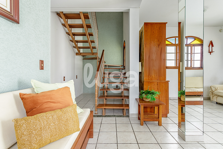 Casa Espaçosa com Vista para o Mar