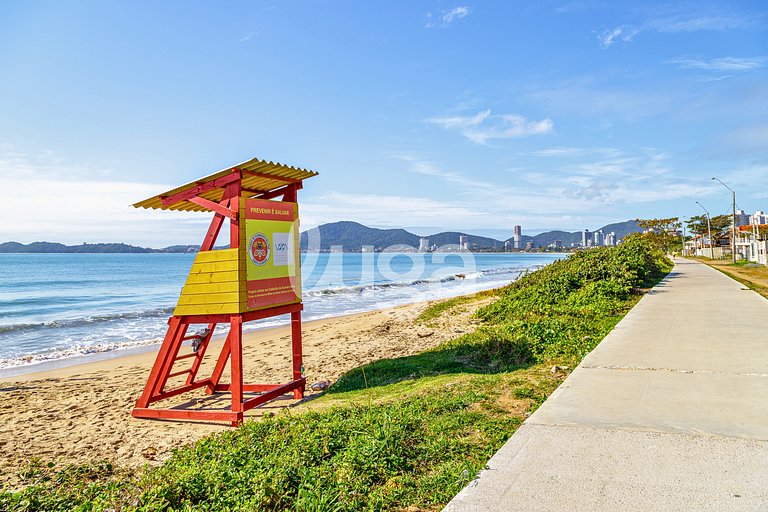 Dream Beachfront Stay