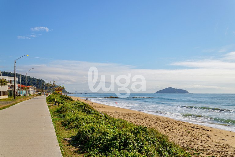 Dream Beachfront Stay