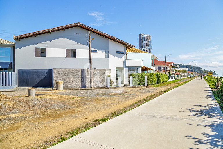 Sueño Frente al Mar