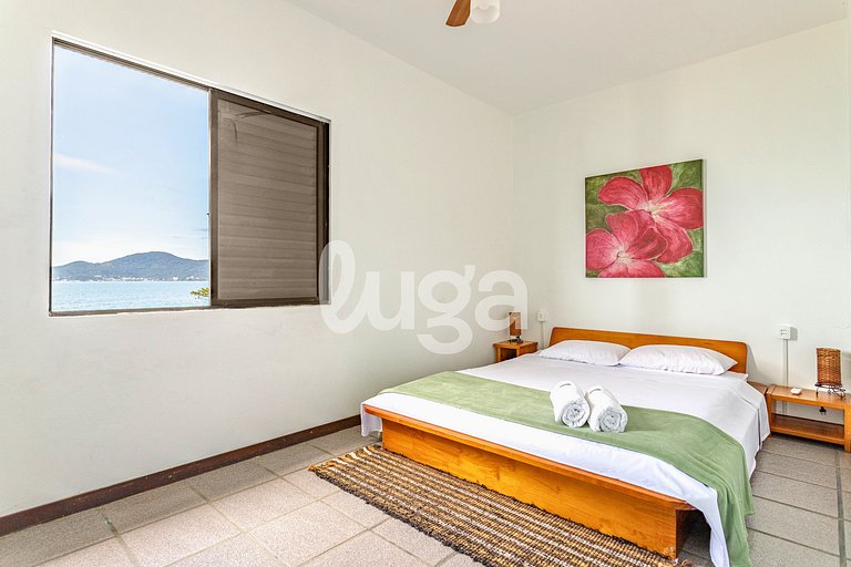 Dream Beachfront Stay