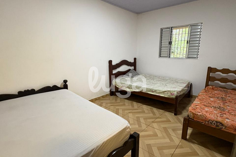 Refugio en la Naturaleza: Paz con Piscina en SP