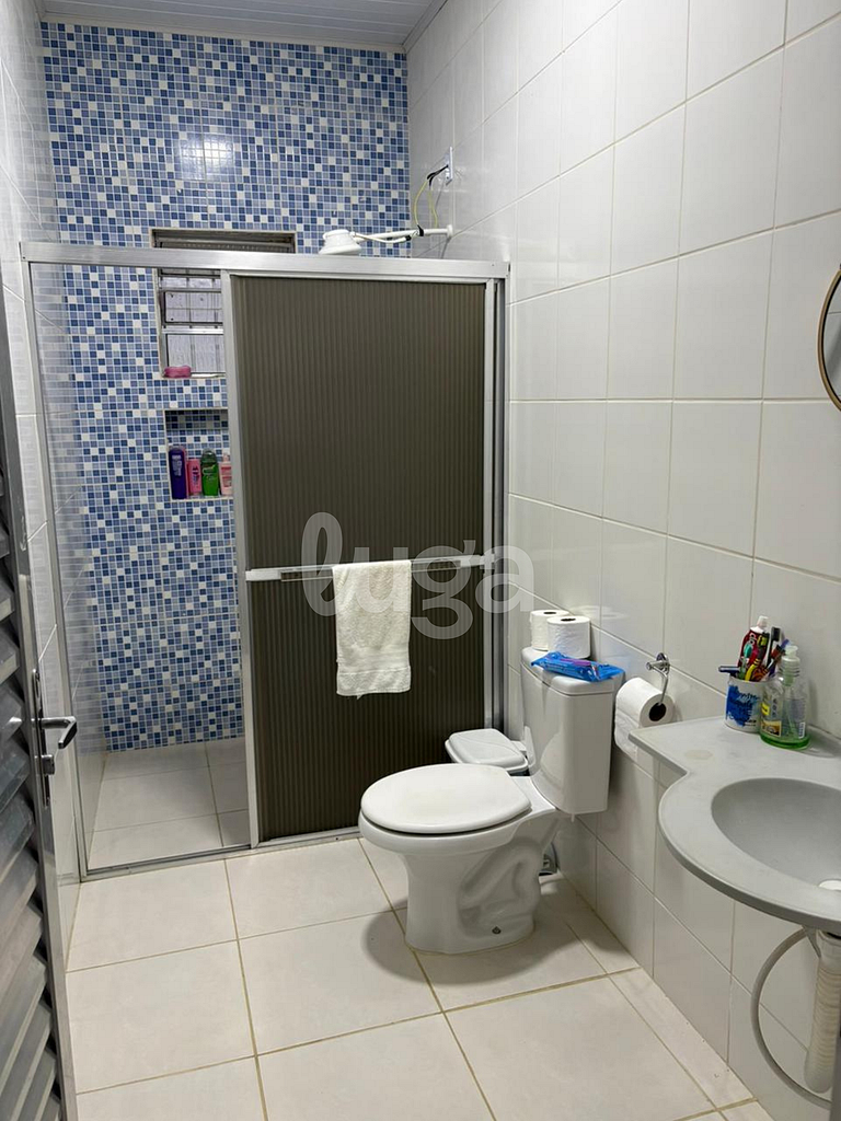 Refugio en la Naturaleza: Paz con Piscina en SP