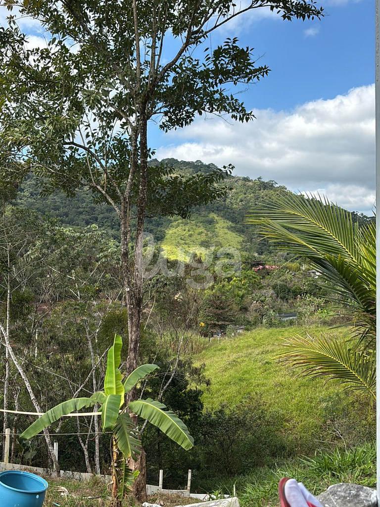 Refugio en la Naturaleza: Paz con Piscina en SP