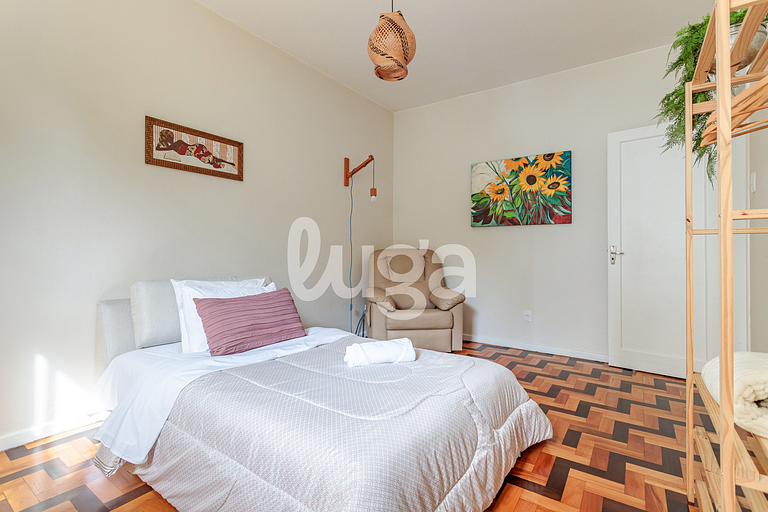 Downtown Floripa: Large and Complete Apartment
