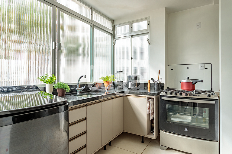 Centro Floripa: Apartamento Amplio y Completo