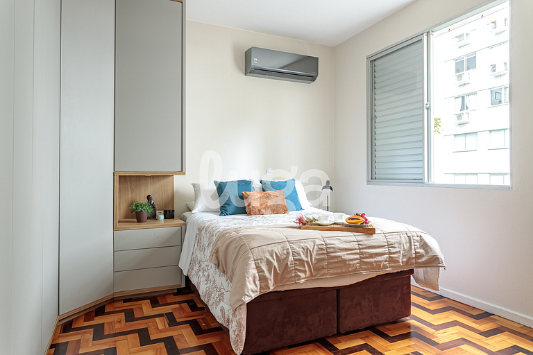 Downtown Floripa: Large and Complete Apartment