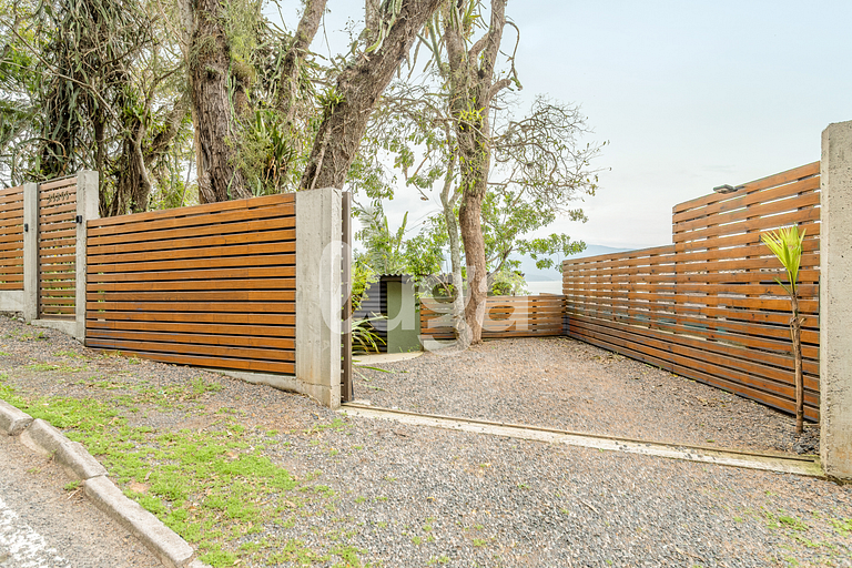 Caieira Hideaway – Beach & Tranquility