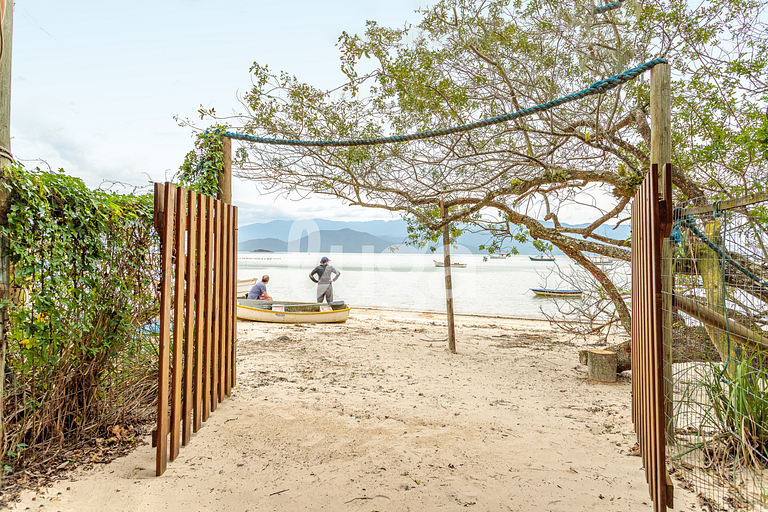 Refúgio na Caieira - Praia e Tranquilidade