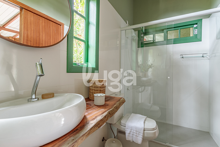 Refuge à Caieira – Plage et Tranquillité