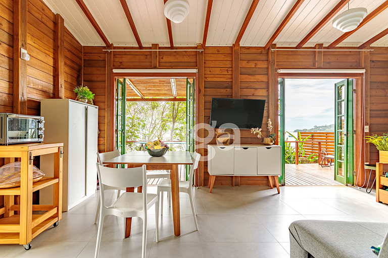 Caieira Hideaway – Beach & Tranquility