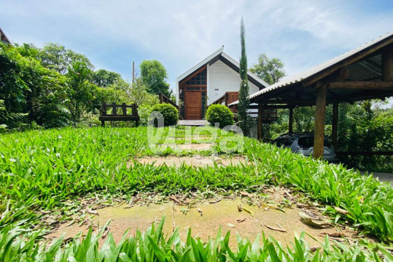 Suíte Low – Entre Bosques de Gramado