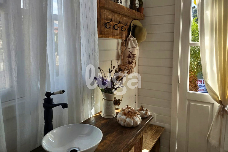 Cabana Coração: Romantismo, Banheira e Natureza