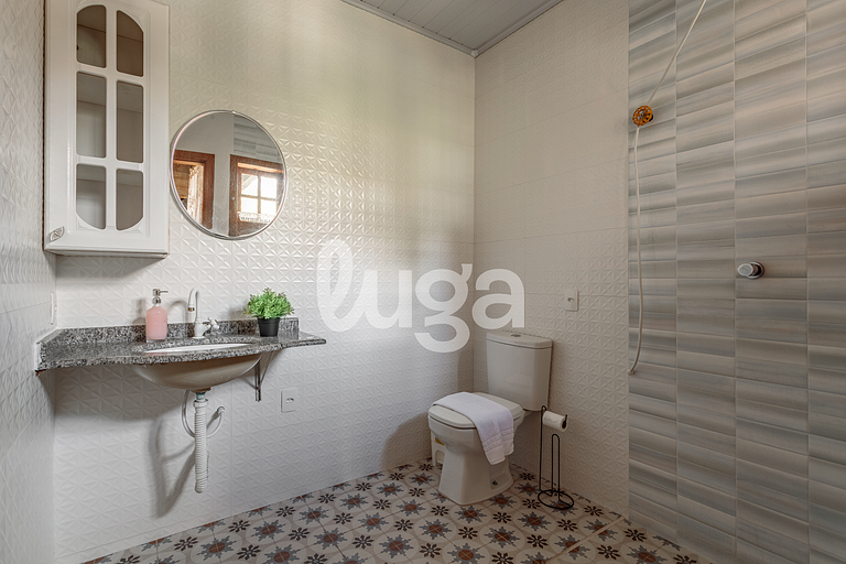Refúgio no Rio Tavares – Conforto e Natureza