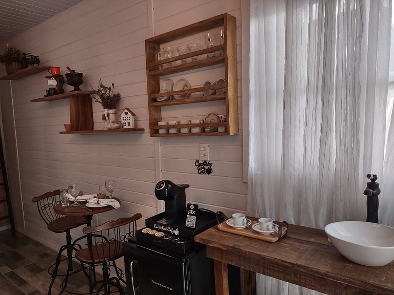 Cabana Coração: Romantismo, Banheira e Natureza