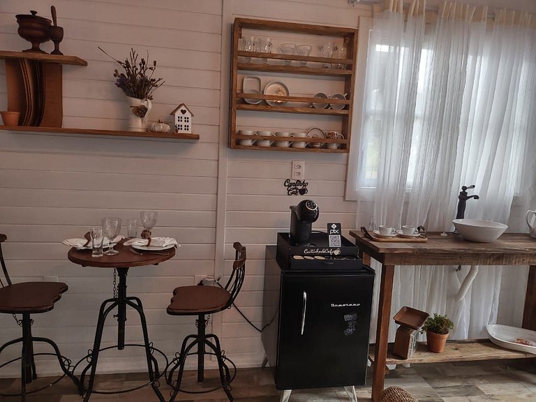Cabana Coração: Romantismo, Banheira e Natureza