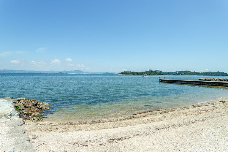 Casa Espaçosa com Vista para o Mar