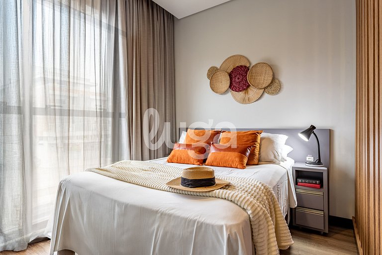 Estudio con Piscina en la Terraza – a 900m de la P