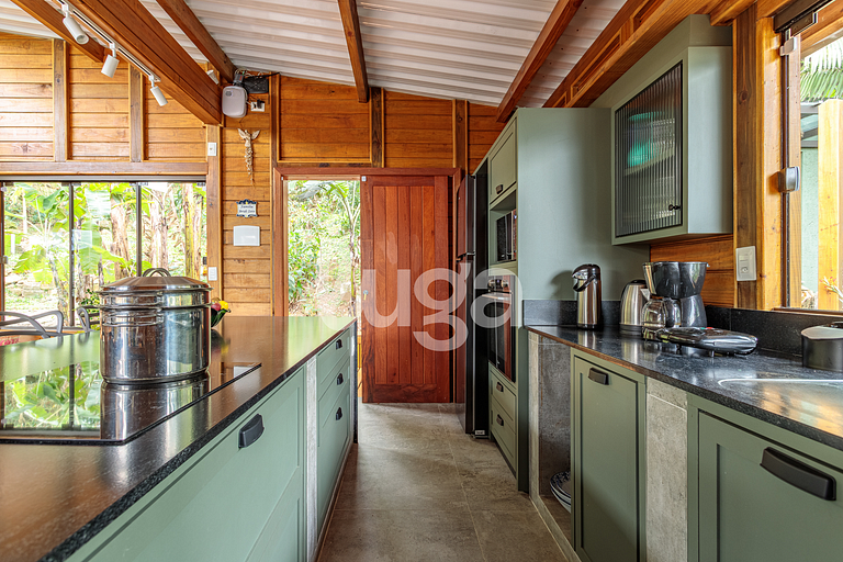 Refugio en Caieira – Playa y Tranquilidad