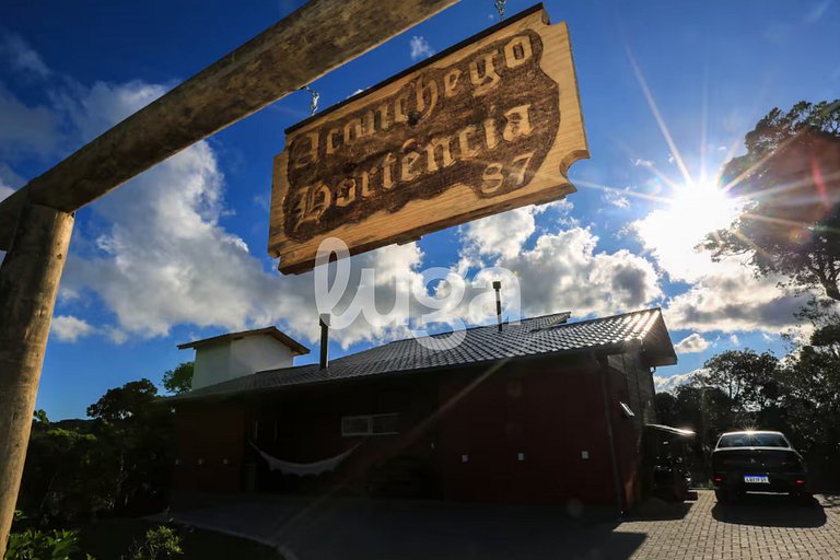 Casa Chalé | Refúgio Romântico com Vista e Jacuzzi