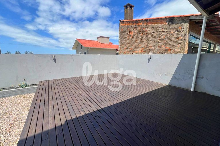 LUGA: Casa Sol – Spacious Home 350m from the Beach