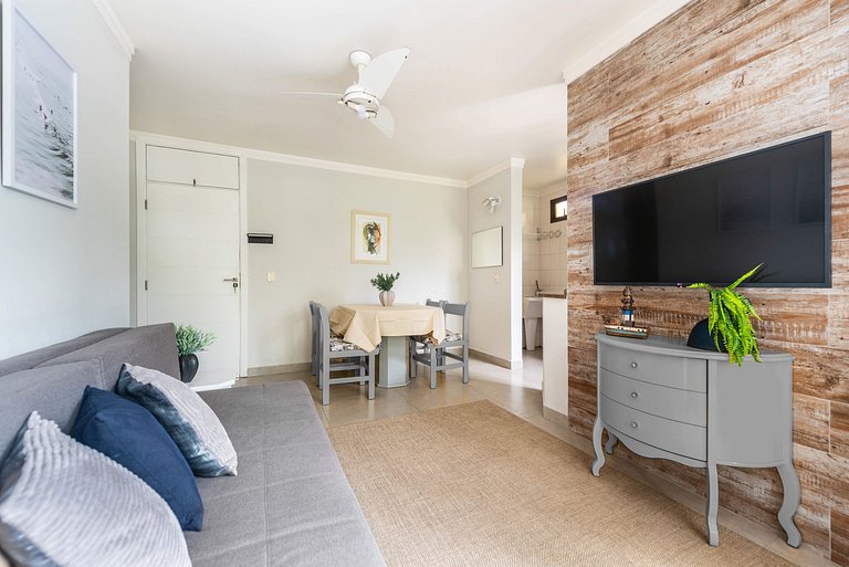 Riviera Green - Premium Two