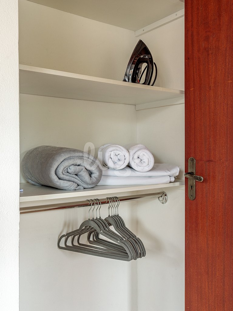 LUGA: Santinho Apt | 3min from the Beach #2