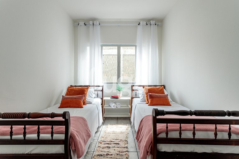 LUGA: Beachside Comfort | Ingleses & Relax