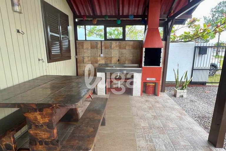 Casa Pinheira | Comfort and Beach 3 Minutes Away