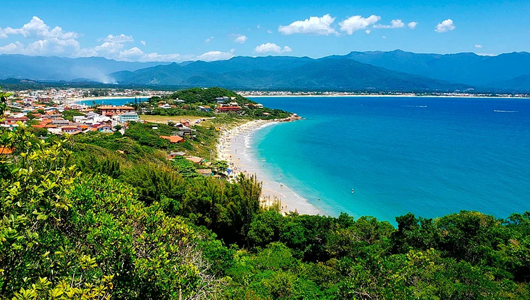 Casa Pinheira | Conforto e praia a 3 min