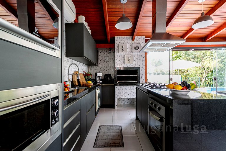 Mansión Jurerê | Piscina y Playa a 3 min