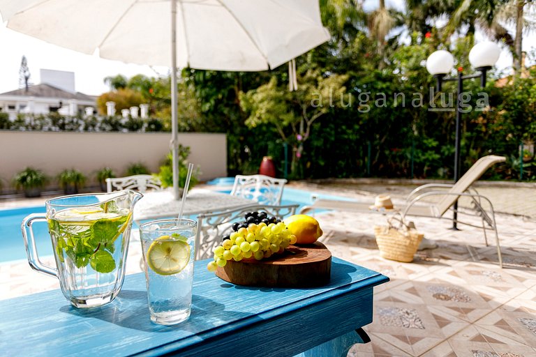 Jurerê Mansion | Pool and Beach 3 min