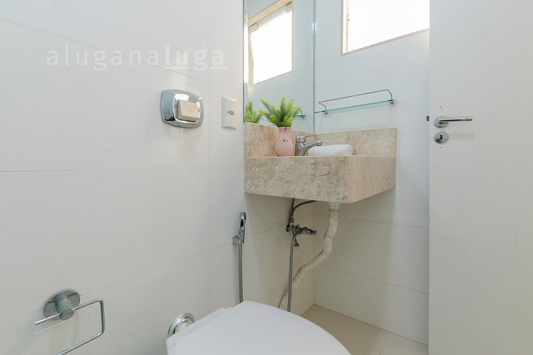 Oceanfront BC | High Standard & Comfort