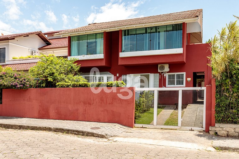 LUGA: Comfort and Convenience near UFSC