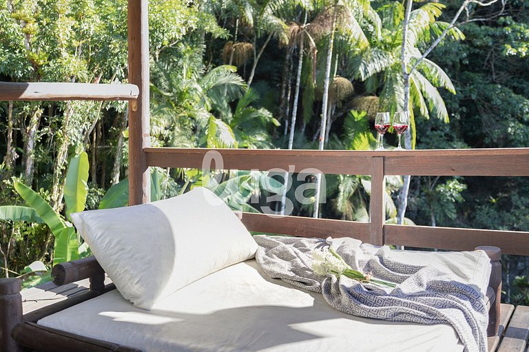 Four Seasons Farm | Peace & Nature Retreat