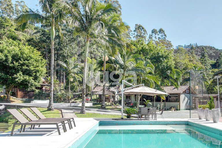 Four Seasons Farm | Peace & Nature Retreat