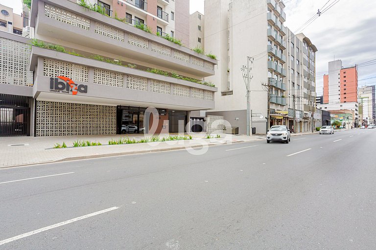 Centro Curitiba: Design, Conforto e Lazer.