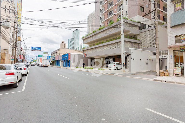 Centro Curitiba: Design, Conforto e Lazer.